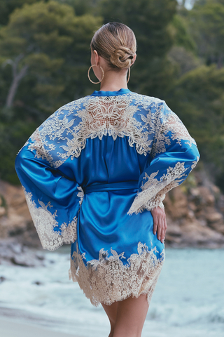 Marjolaine Apolline Blue Silk Short Robe with Lace